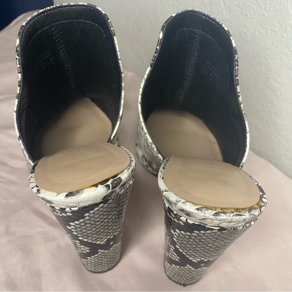 𝅺ALDO Snakeskin Heels - Picture 4 of 8